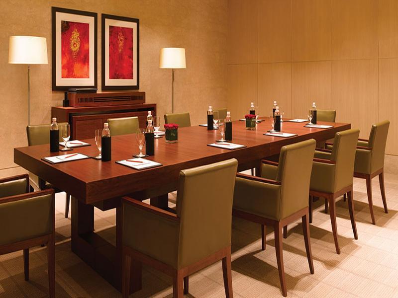 Trident Bandra Kurla Hotel 5*